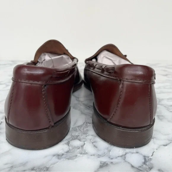 GH Bass Weejuns Classic Brown/Burgandy Leather Tassel Loafers Mens 10 D
